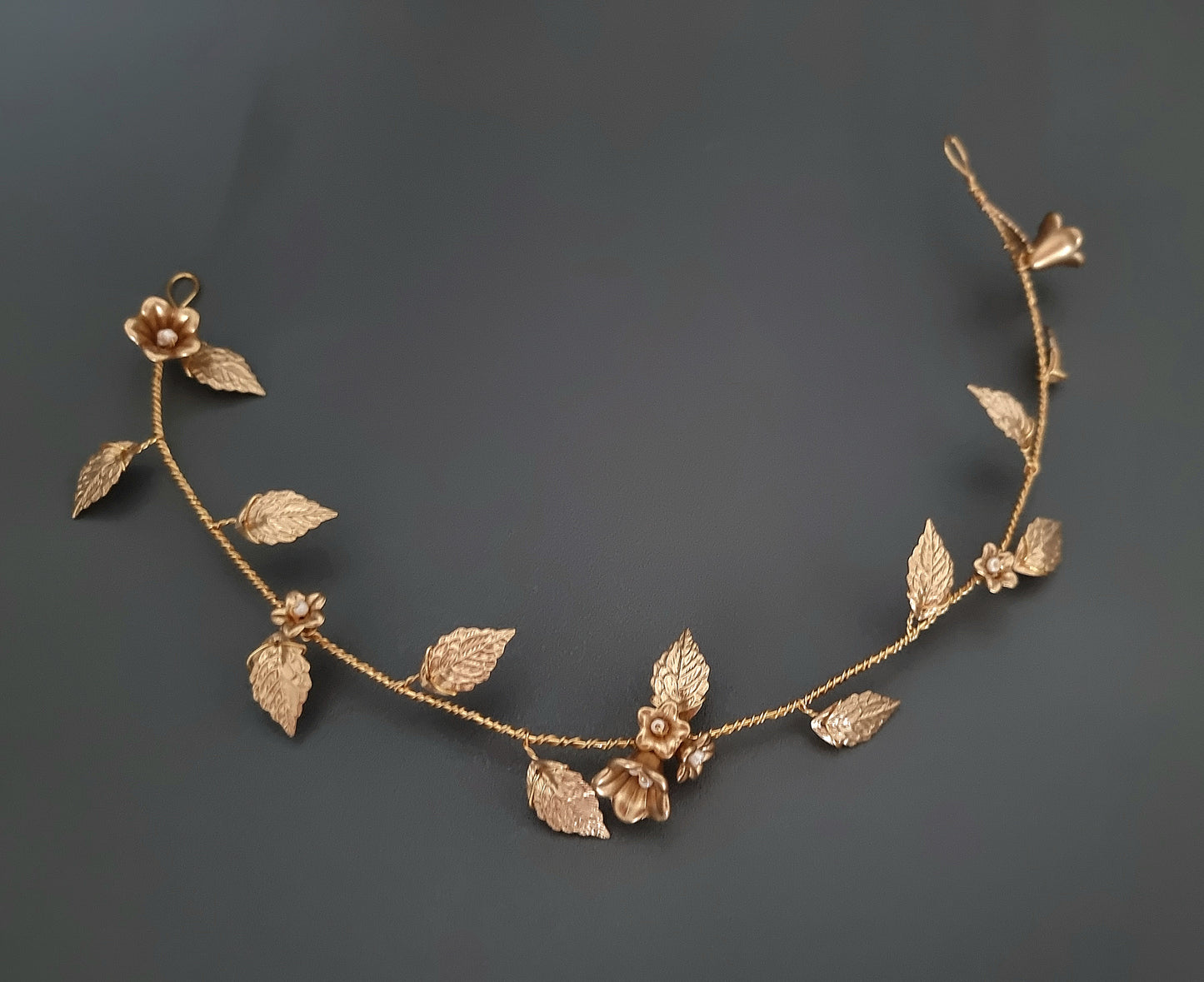 DARCY | Floral leaf hair vine