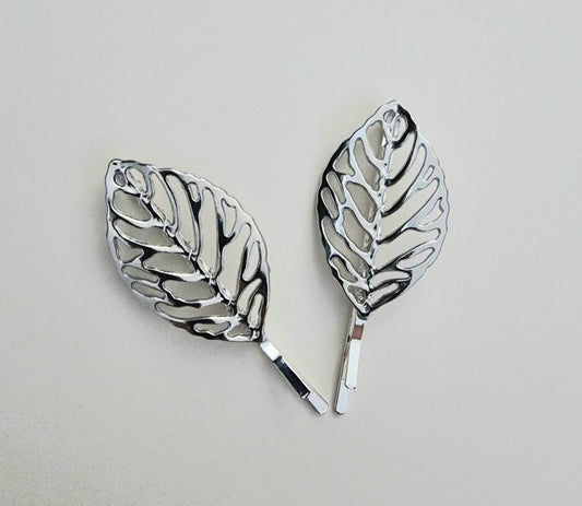 NINA | leaf hair slides